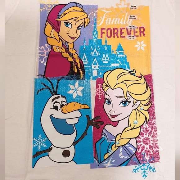 🔥SALE🔥 Disney Frozen Girl's T-shirt NWT Sizes M (10/12), L (14) & XL (16) - Picture 2 of 6